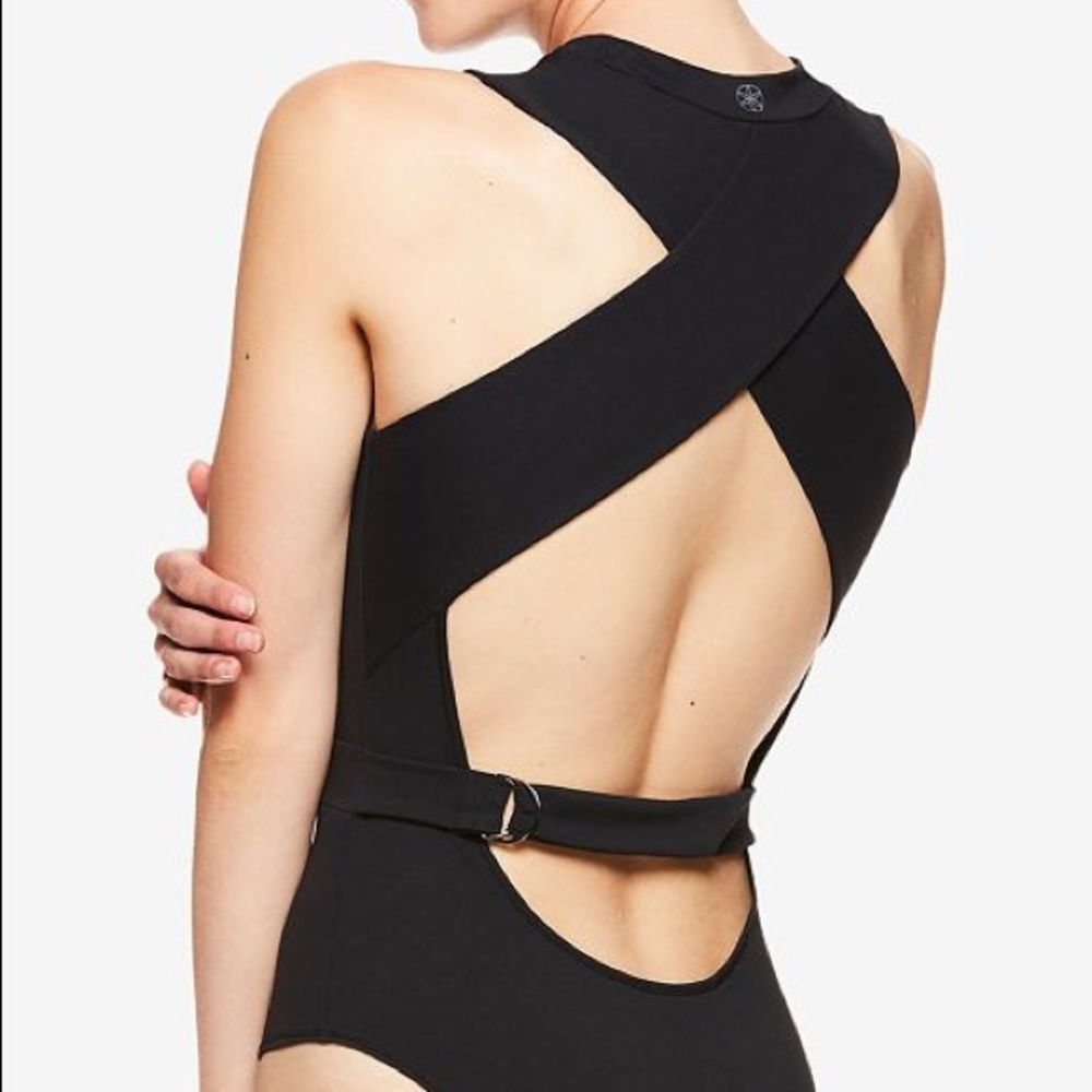 Gaiam x Jessica Biel Yoga Bodysuit Size M